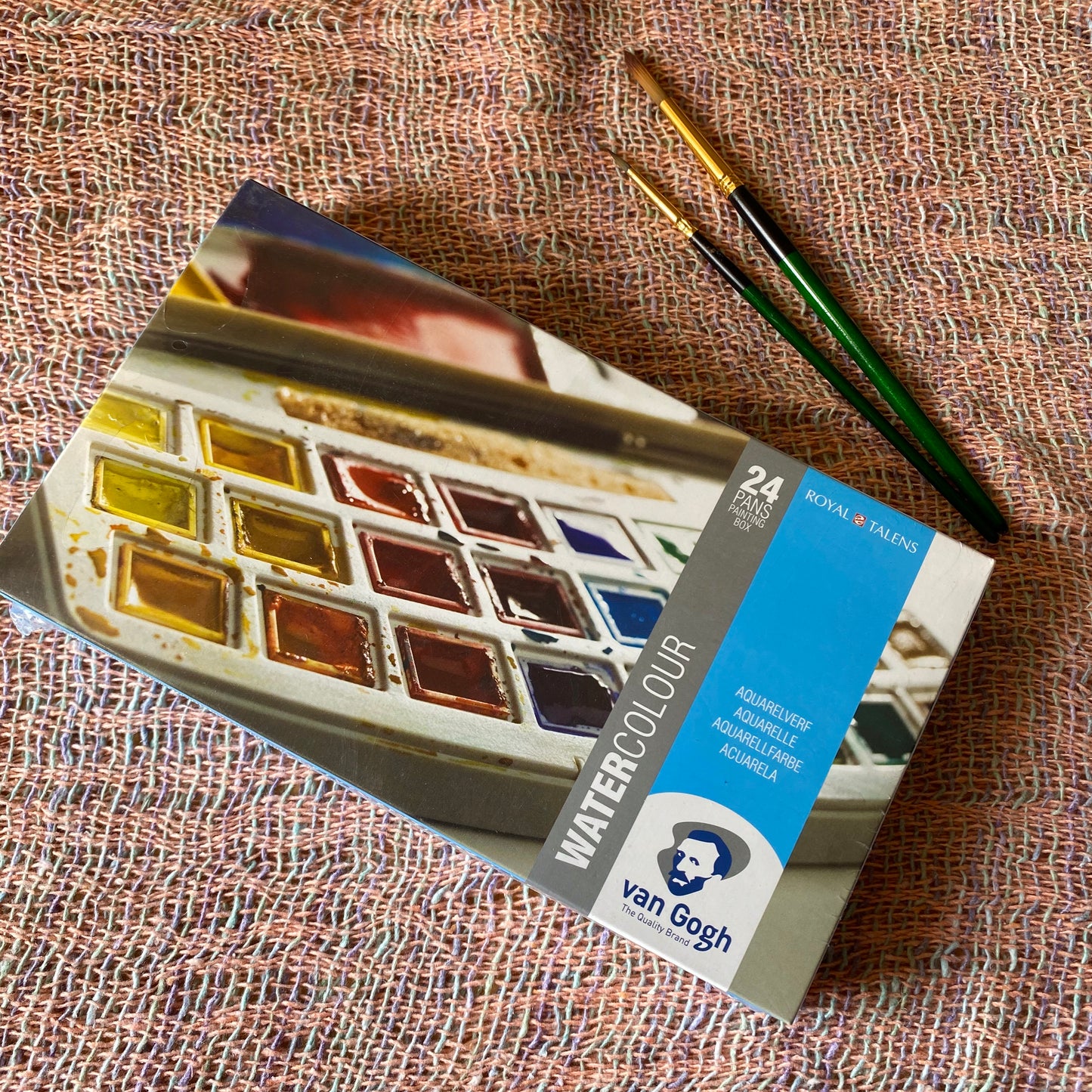 Van Gogh Watercolour 24 colours half pans + brush