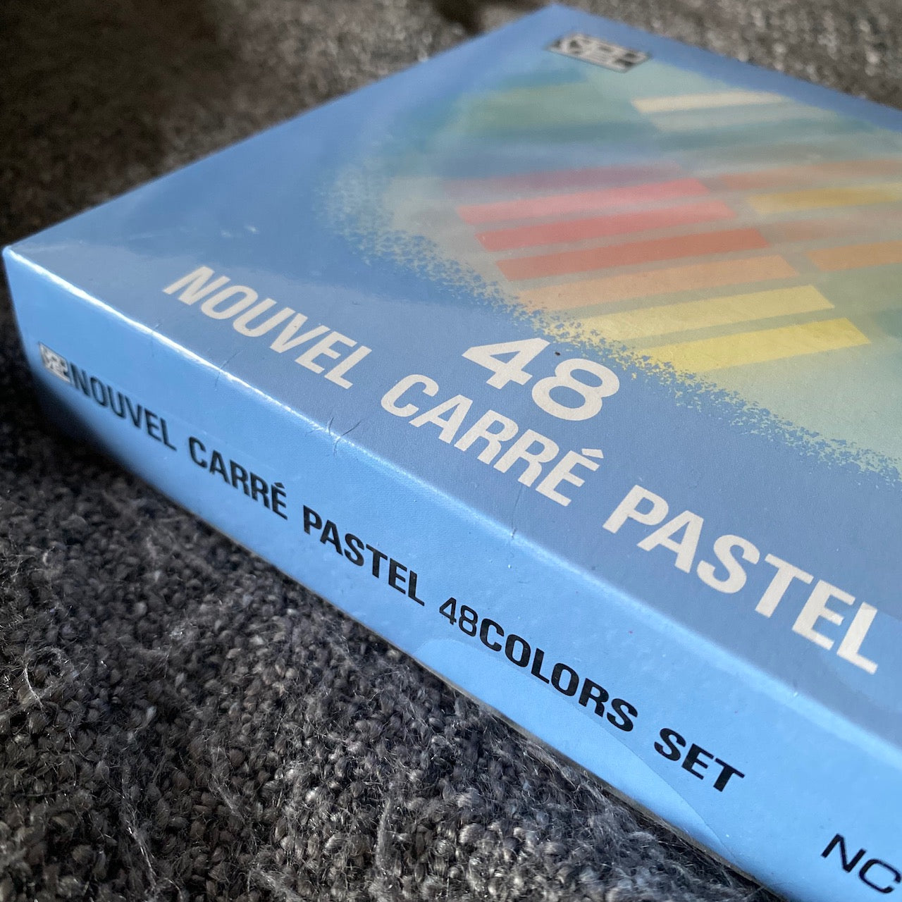 Nouvel Carré Pastel 48-Colour