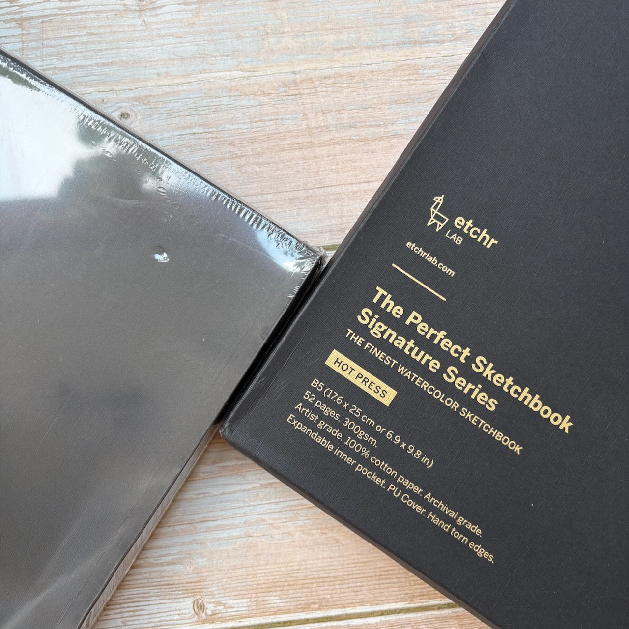 [B-Grade] Signature Series: The Perfect Sketchbook by Etchr | Hot Press (Slight packaging damage / display unit)